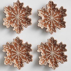Pottery Barn Gingerbread Snowflake Appetizer Plates (Set of 4 in Box)